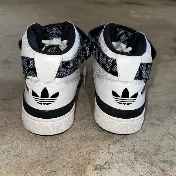 Adidas Forum Mid Sneakers Snakeskin Black and White - Picture 5 of 8